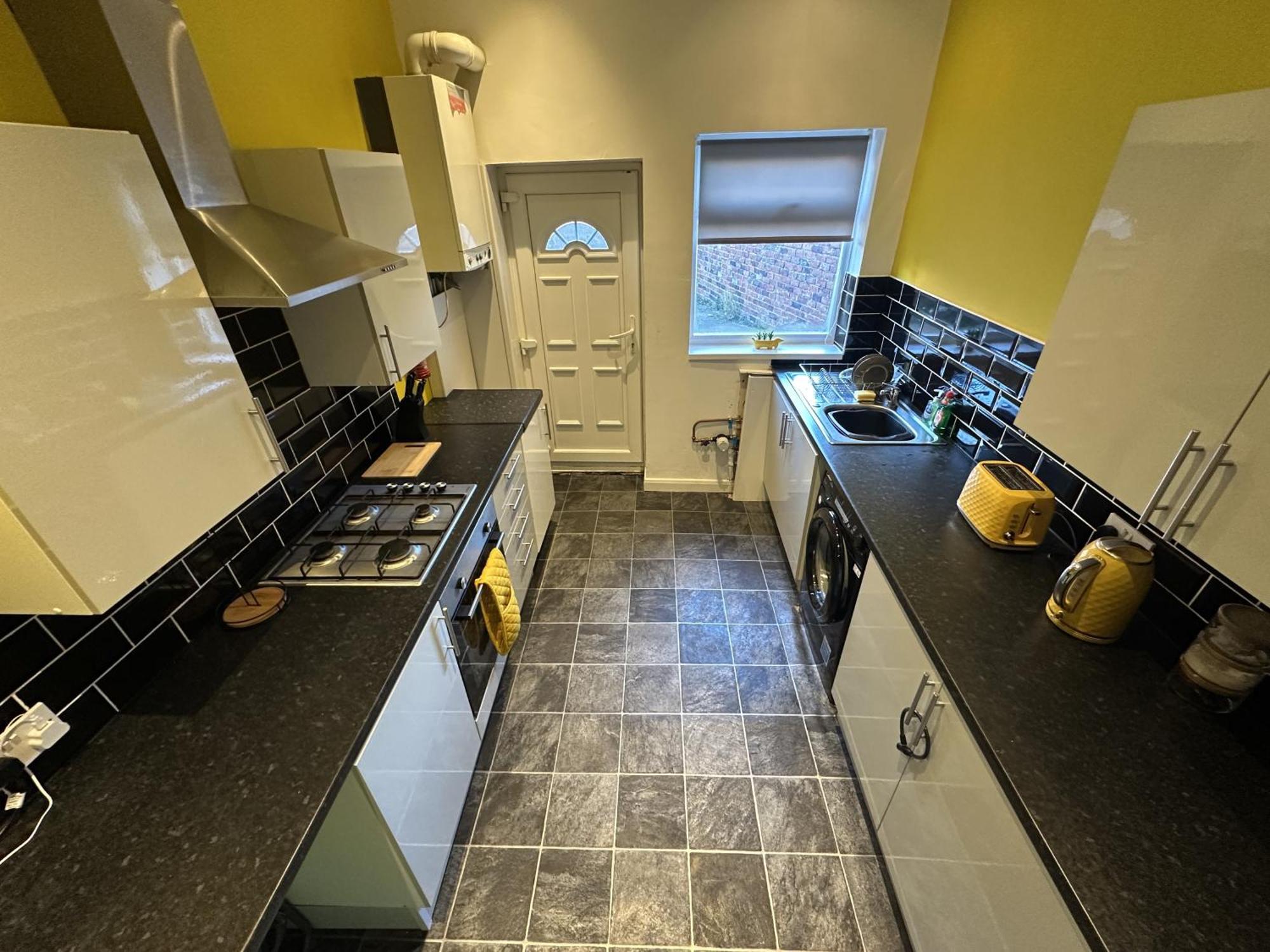 Large Ground Floor Apartment - South Shields - 3 Minutes From South Tyneside Hospital, 8 Minutes From Beach Exterior foto
